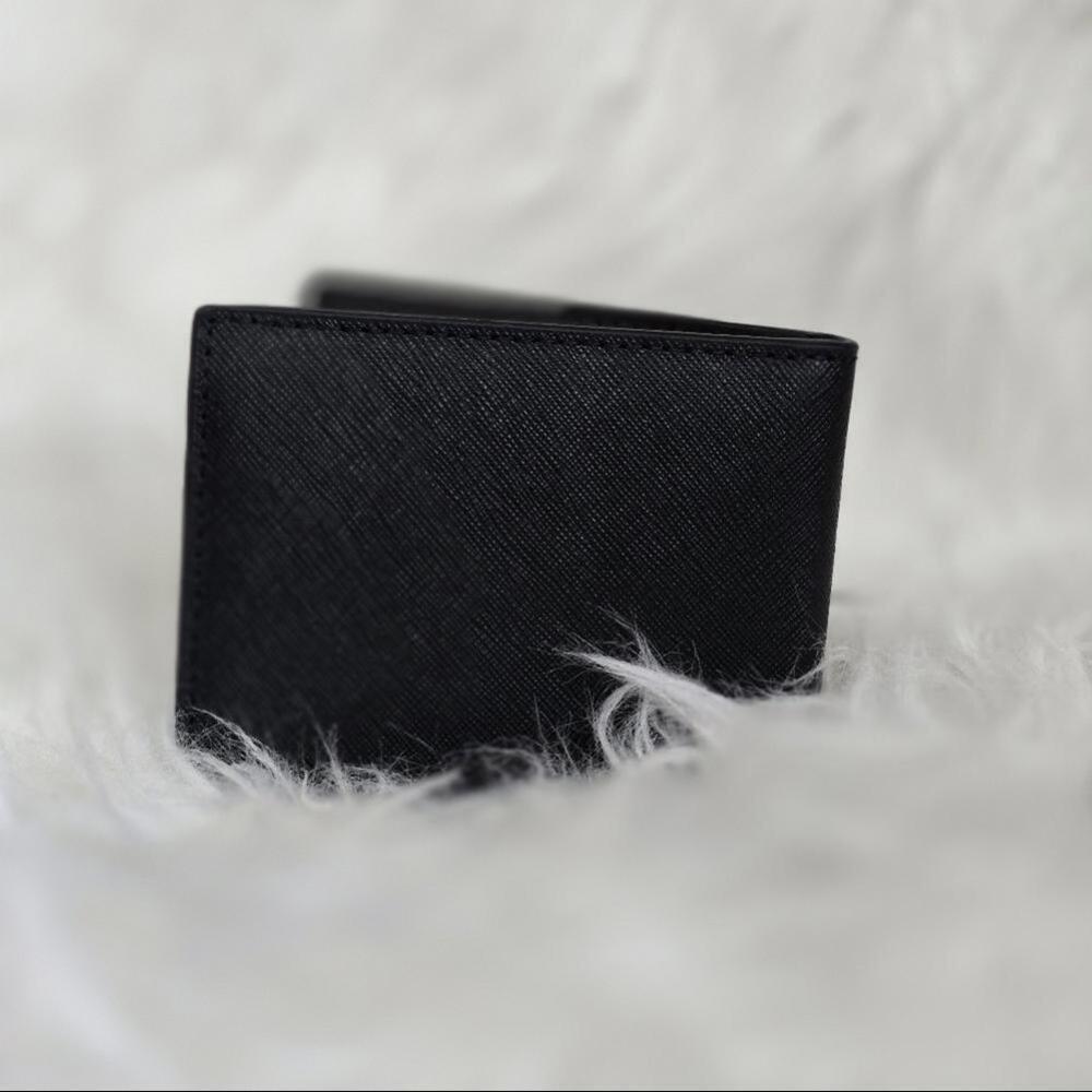 Michael Kors Mens Black Wallet - Picture 2 of 6